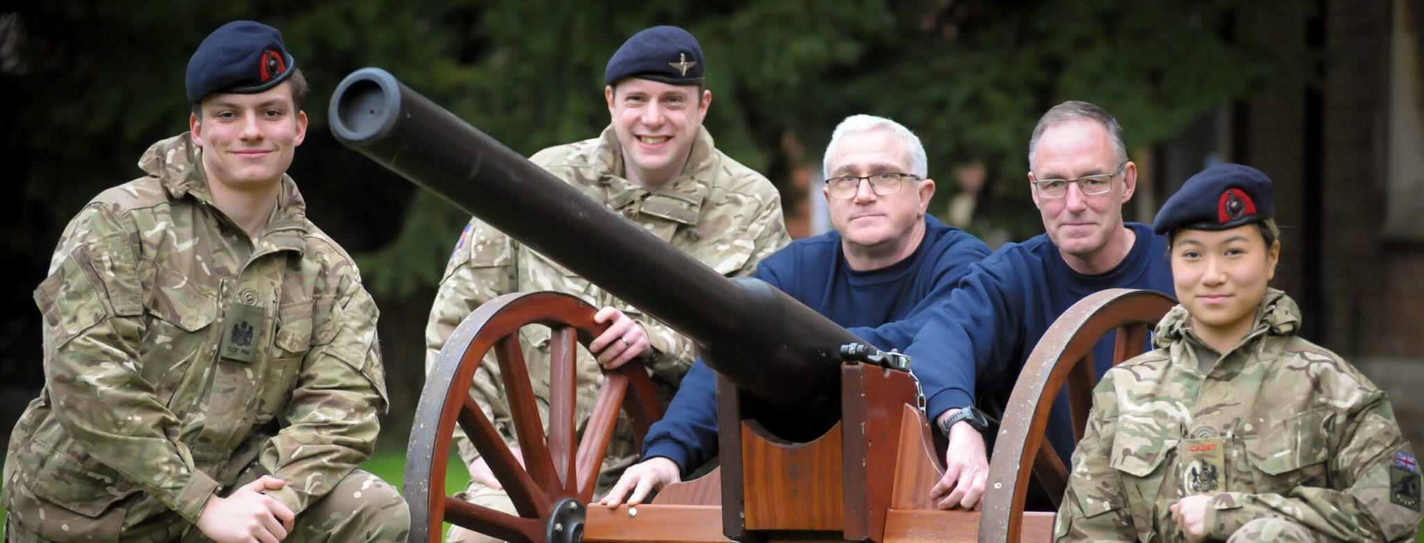 Royal Navy trains CCF cadet staff on new field guns