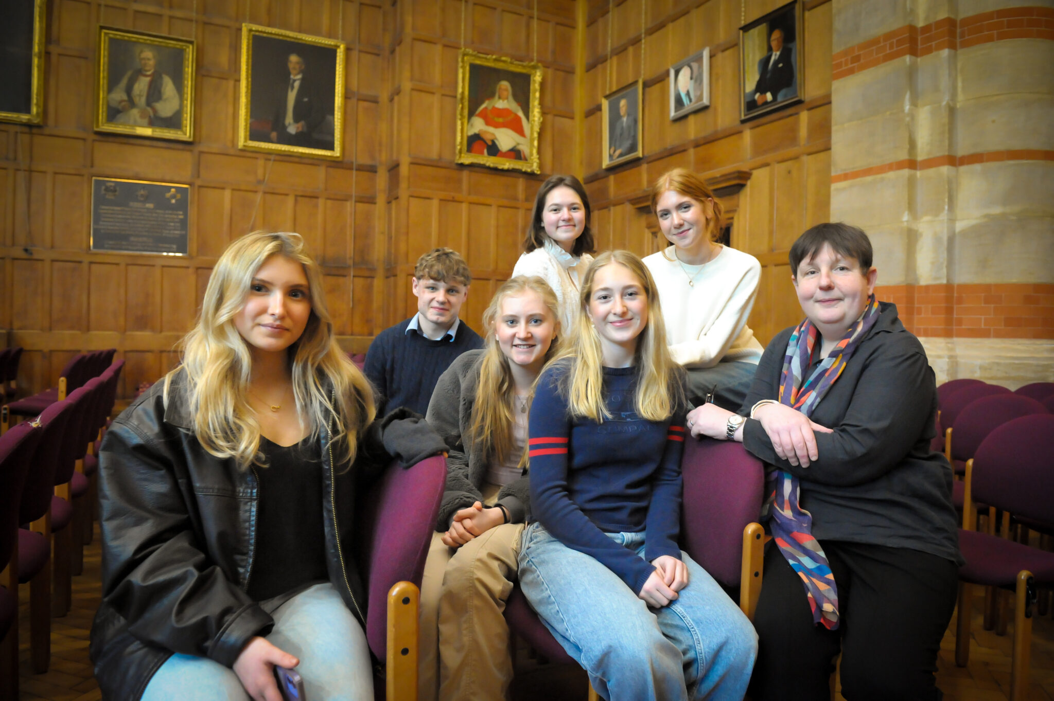 Students welcome Oxford don and RSC associate scholar