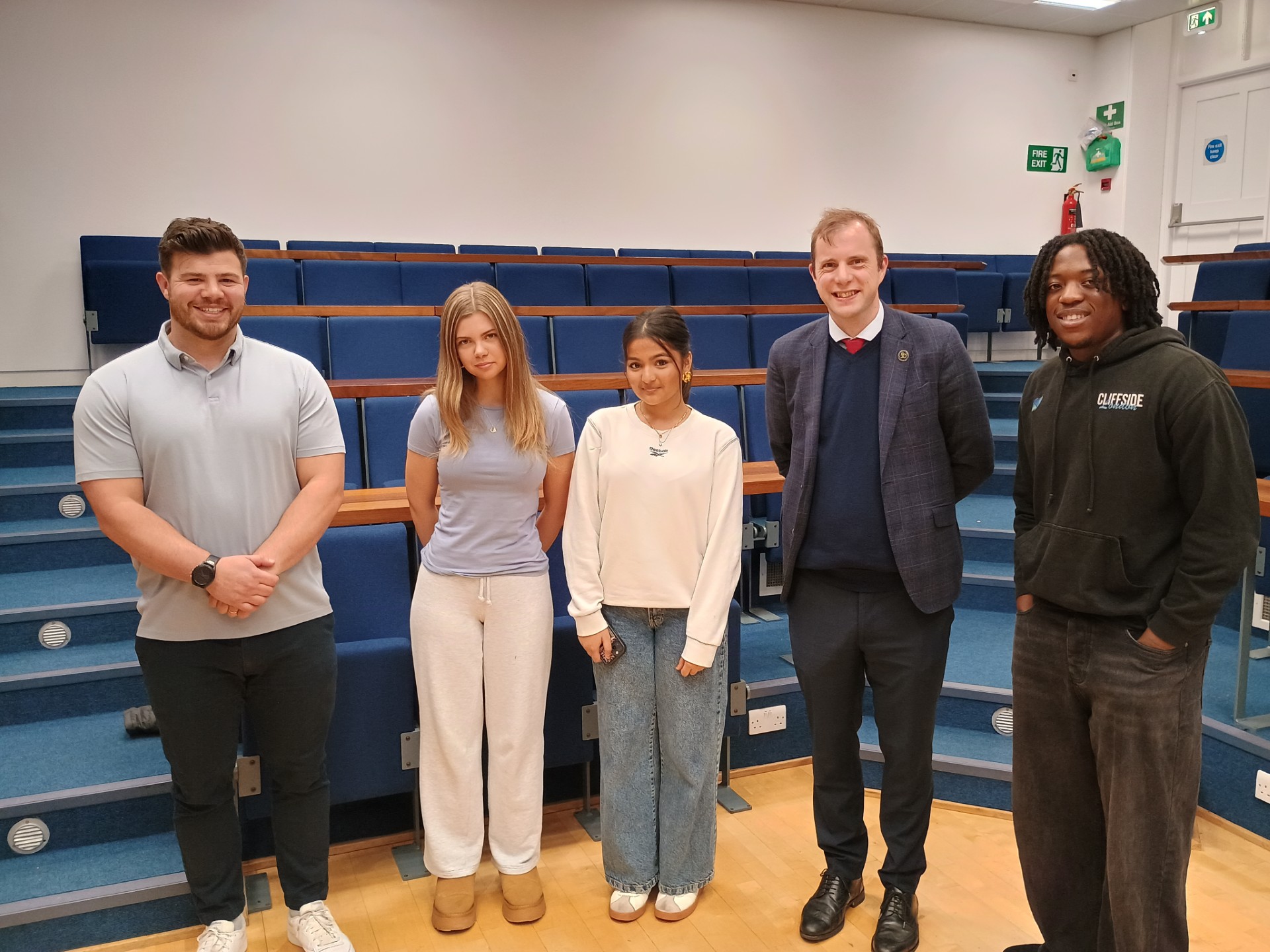 Rugby School welcomes back Beau Carney for chemistry lecture