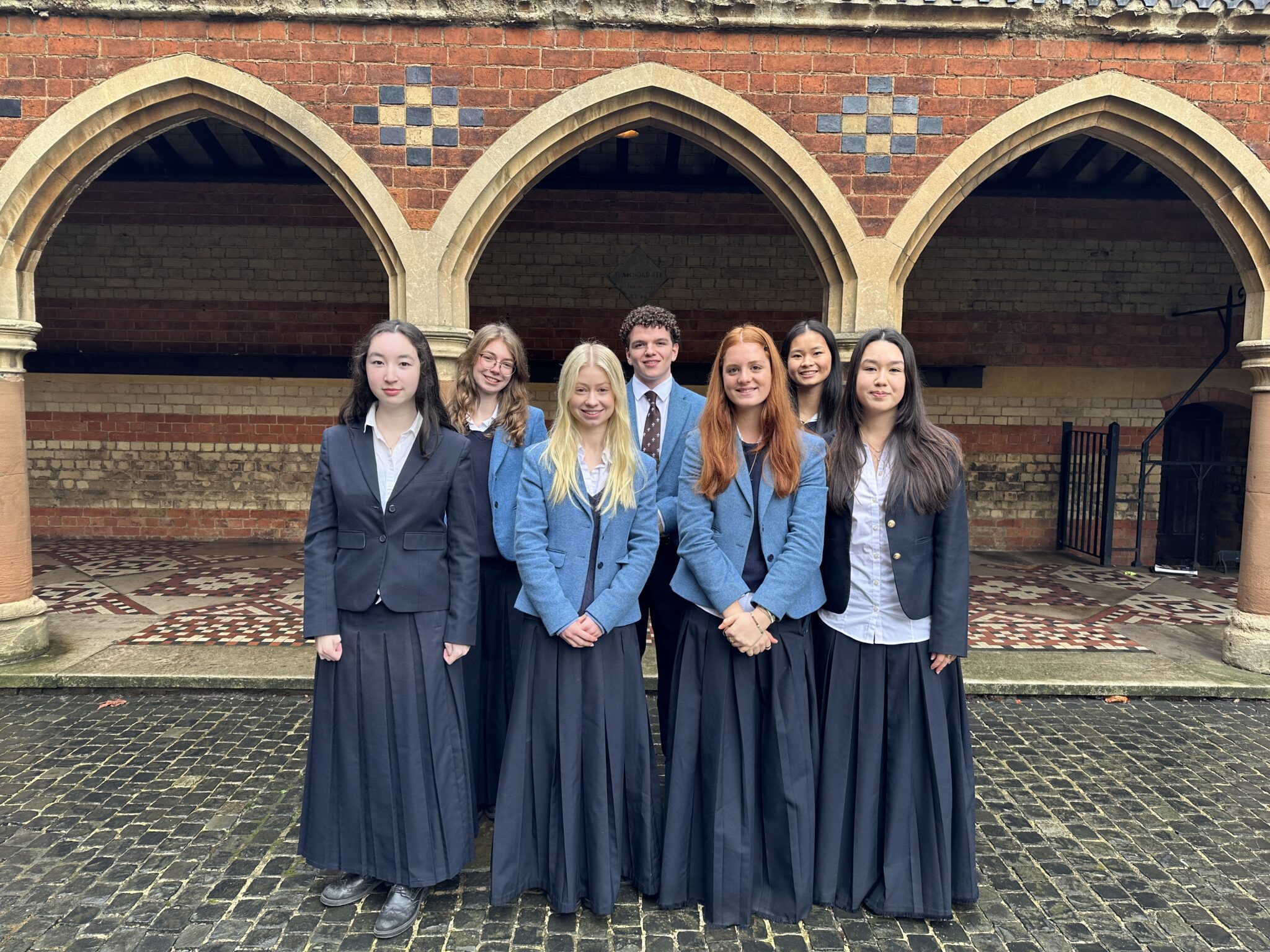 Seven Rugby School students offered Oxbridge places