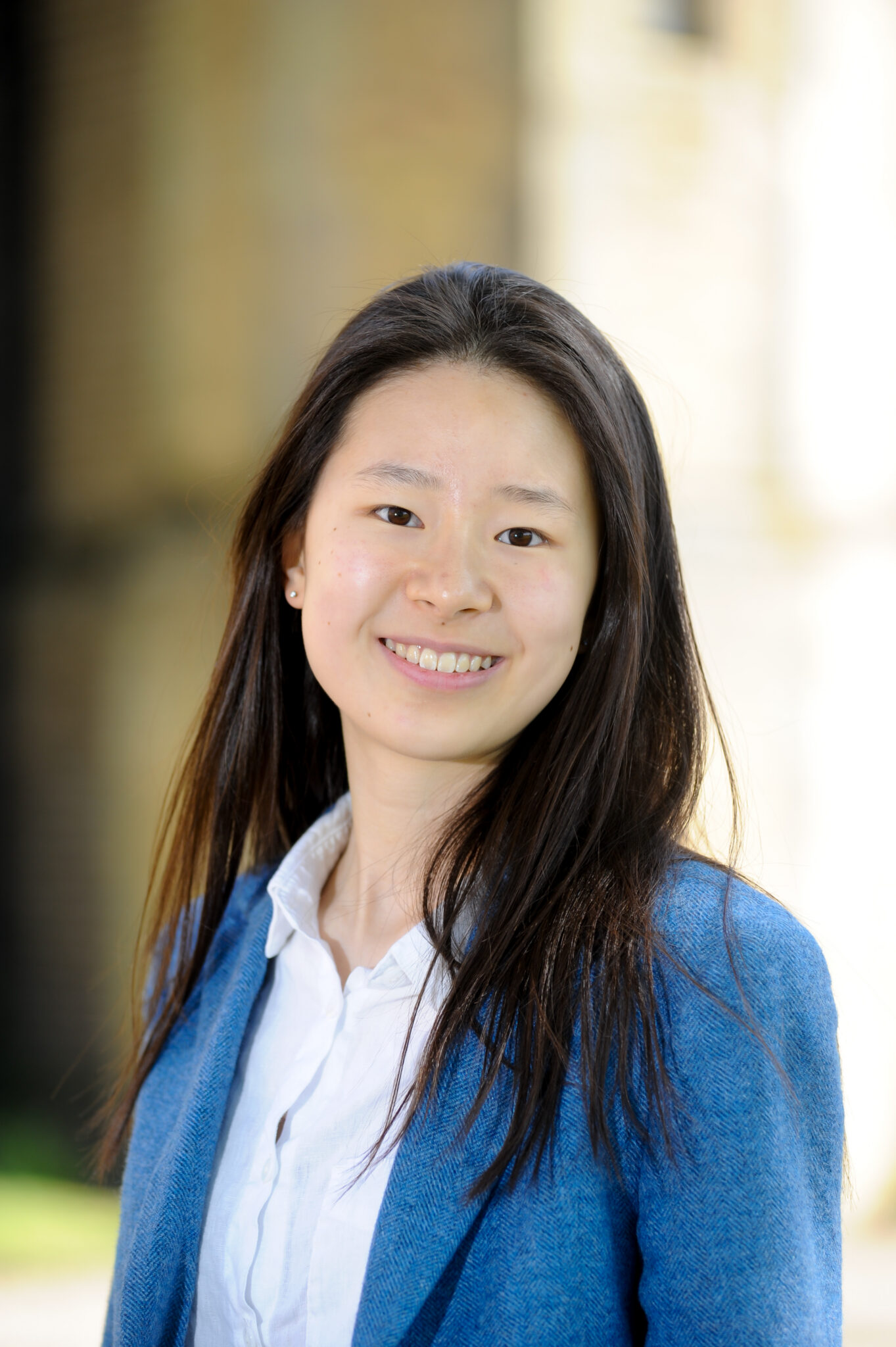 Mily Zhang Attains 43 Points in the International Baccalaureate (IB) Bilingual Diploma